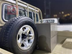 Toyota Land Cruiser 70 Pickup